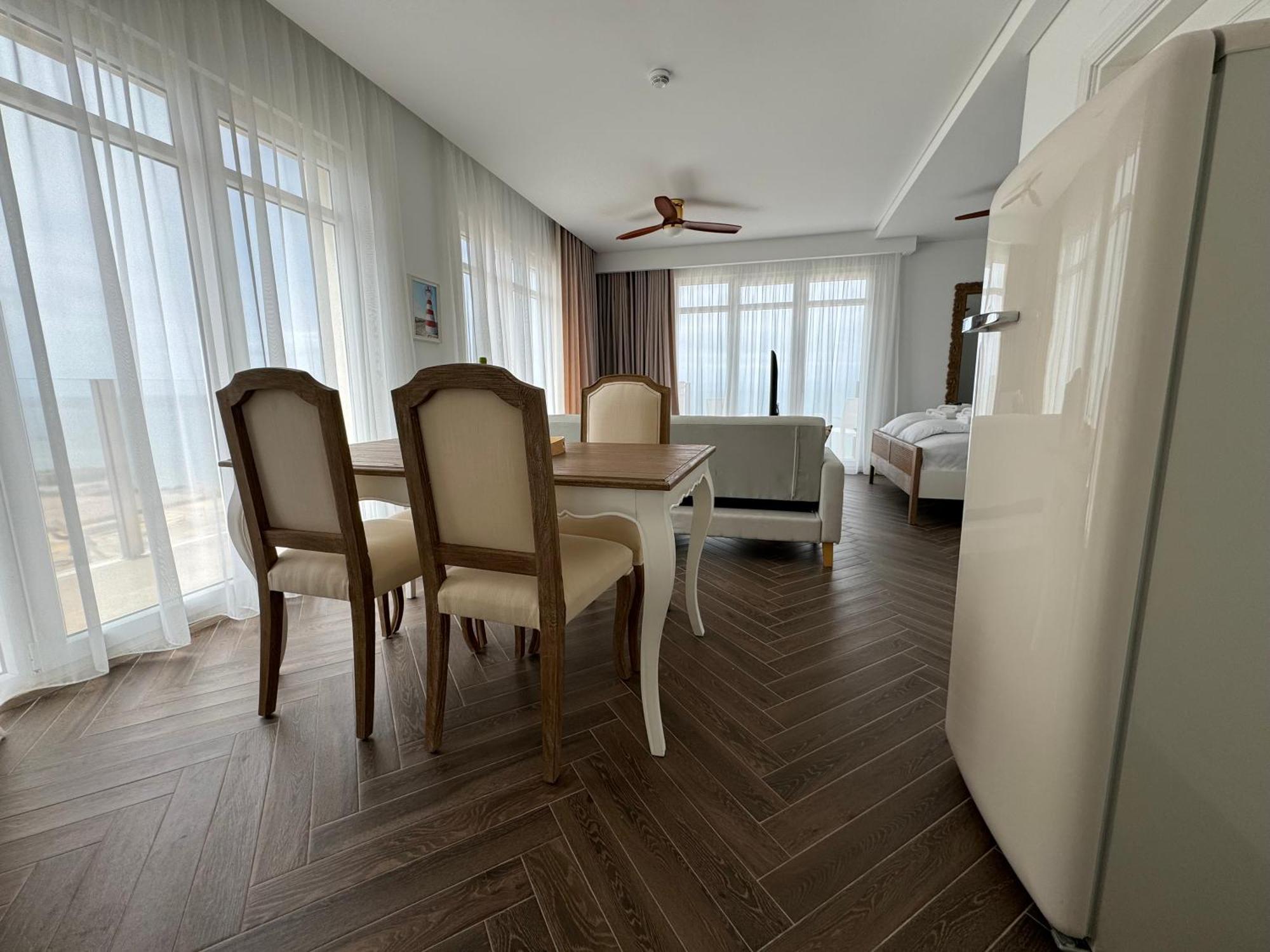 Ocean View Apartments Lourinhã Eksteriør billede