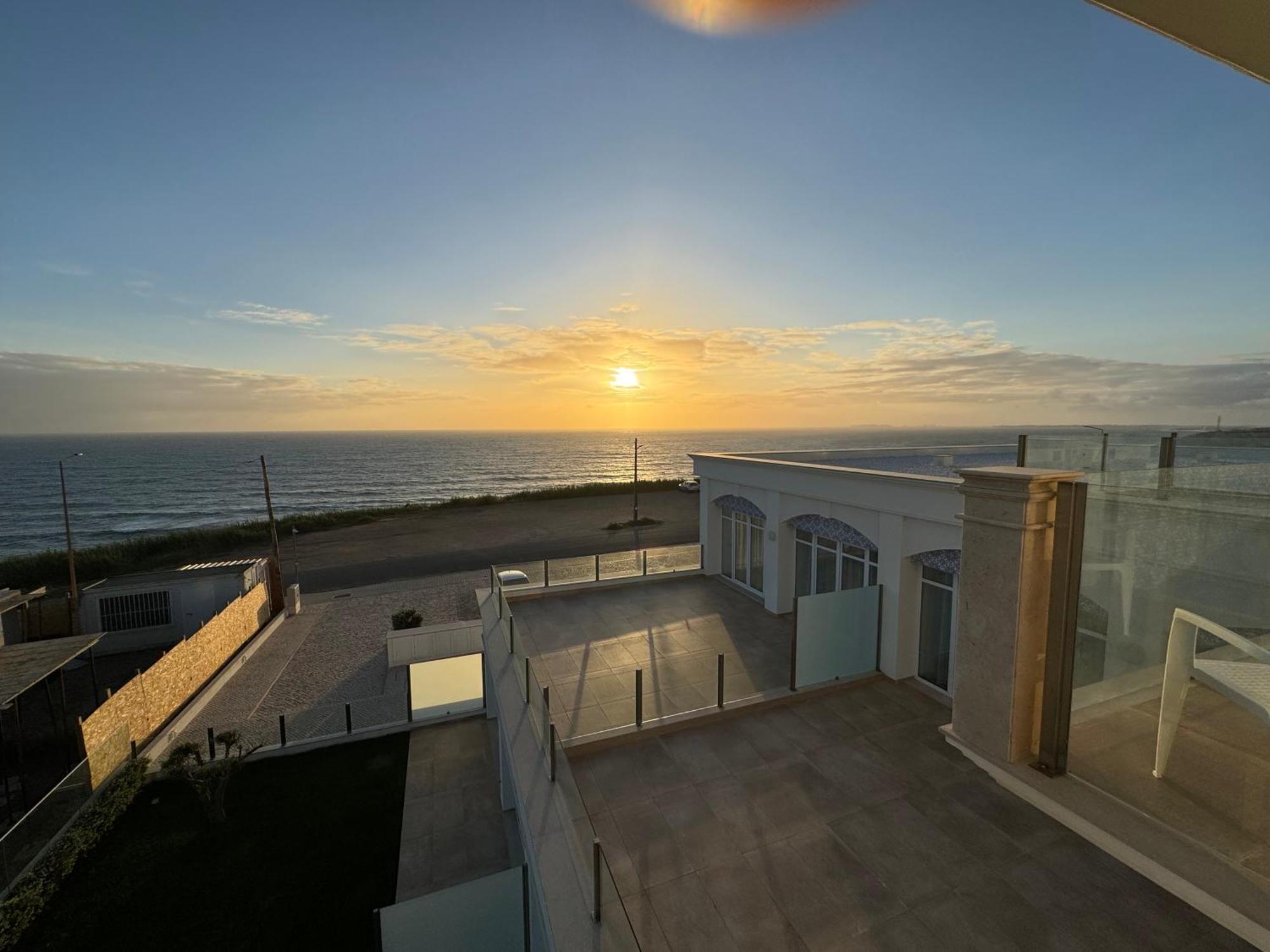Ocean View Apartments Lourinhã Eksteriør billede