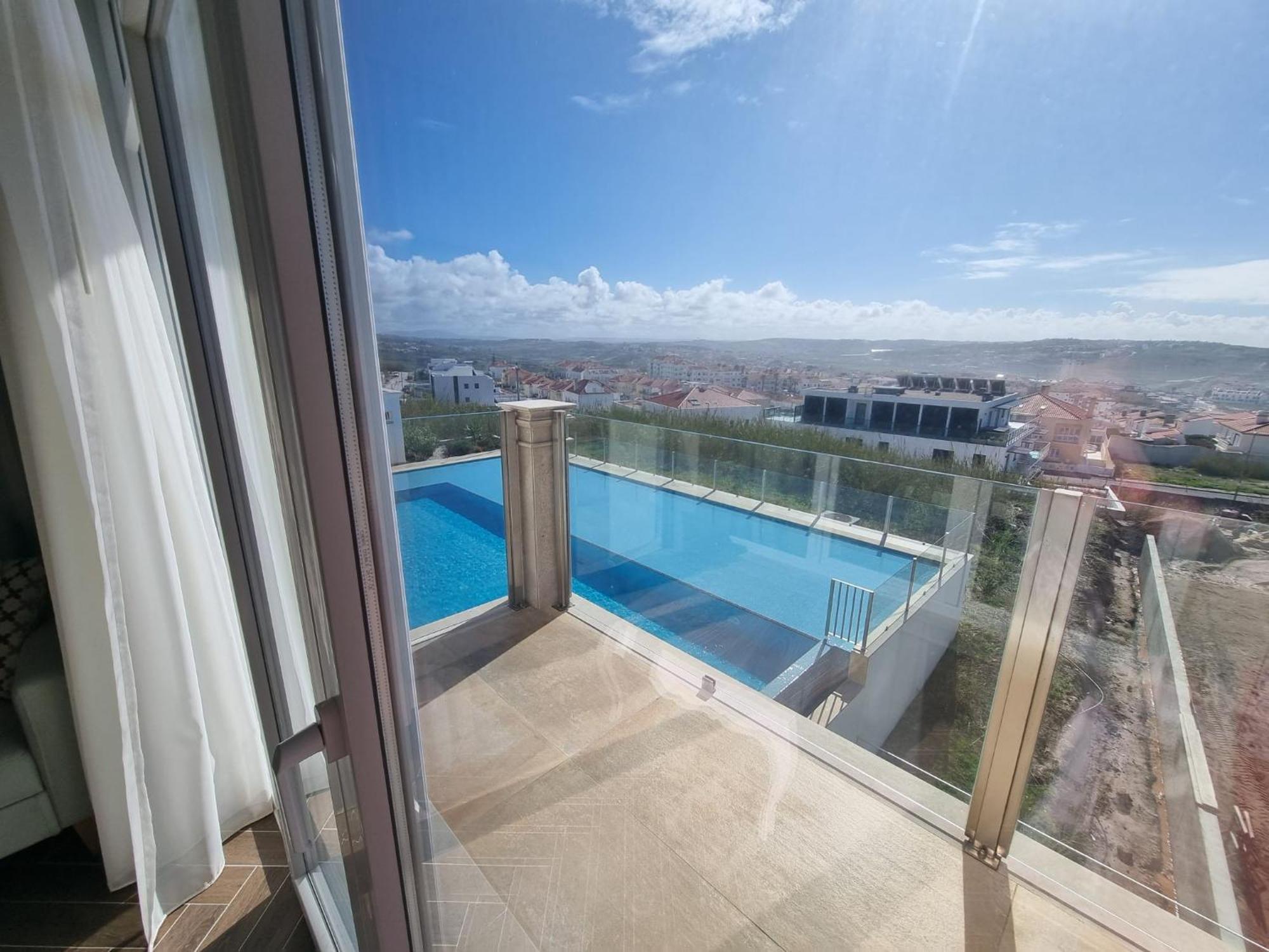 Ocean View Apartments Lourinhã Eksteriør billede